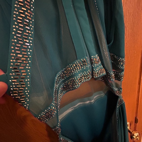 La Femme Prom Teal Prom Dress 22272 Formal Gown - Picture 6 of 6